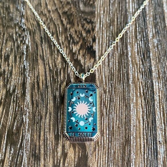 Sun Silver Stainless Steel Non Tarnish Tarot Card Bohemian Necklace - Picture 4 of 6